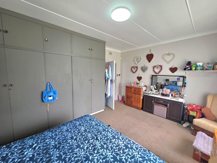 To Let 4 Bedroom Property for Rent in Hospitaalheuwel Free State